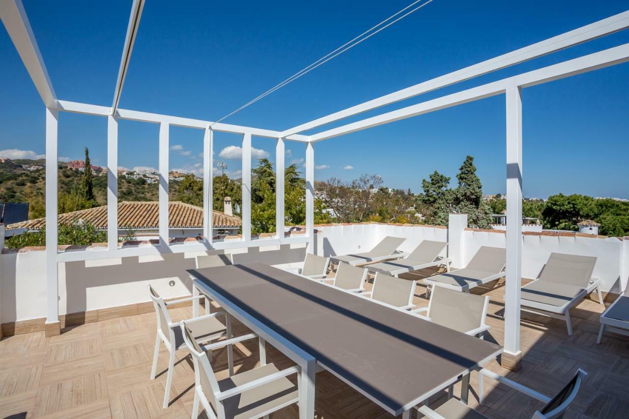 Luxury Villa Marbella With Nice Garden, Pool And Jacuzzi By Varenso Holidays ภายนอก รูปภาพ
