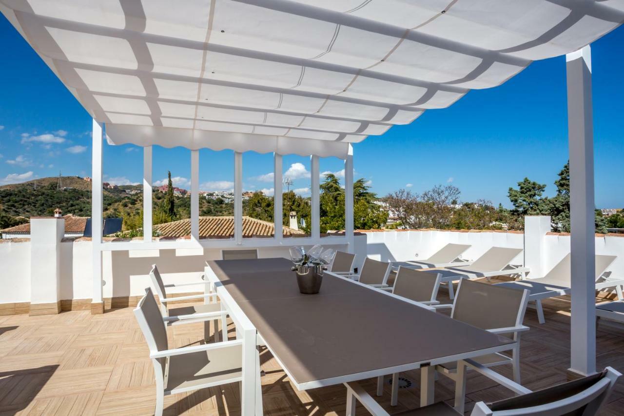 Luxury Villa Marbella With Nice Garden, Pool And Jacuzzi By Varenso Holidays ภายนอก รูปภาพ