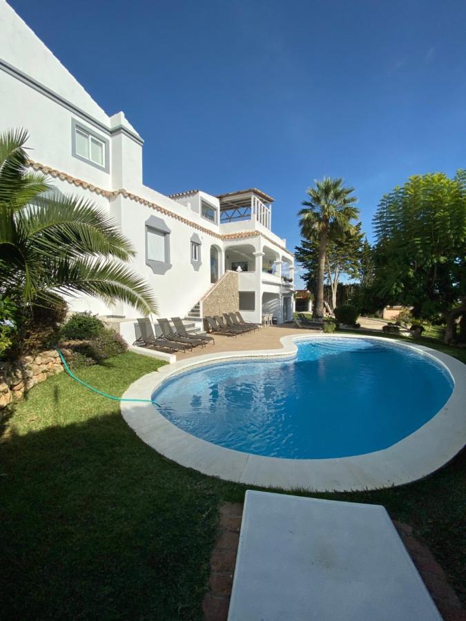 Luxury Villa Marbella With Nice Garden, Pool And Jacuzzi By Varenso Holidays ภายนอก รูปภาพ
